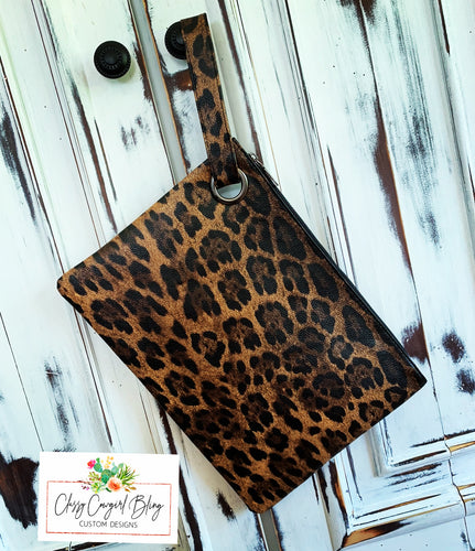 Leopard Clutch