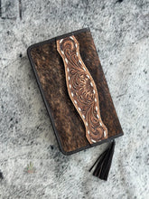 Load image into Gallery viewer, Dalya Cowhide Wallet
